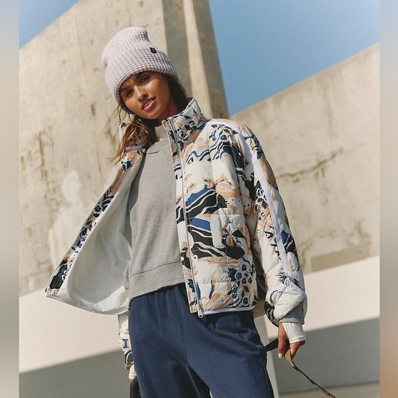 FREE PEOPLE NWT Pippa Printed Packable Puffer Jacket in Winter Combo M - Picture 3 of 9
